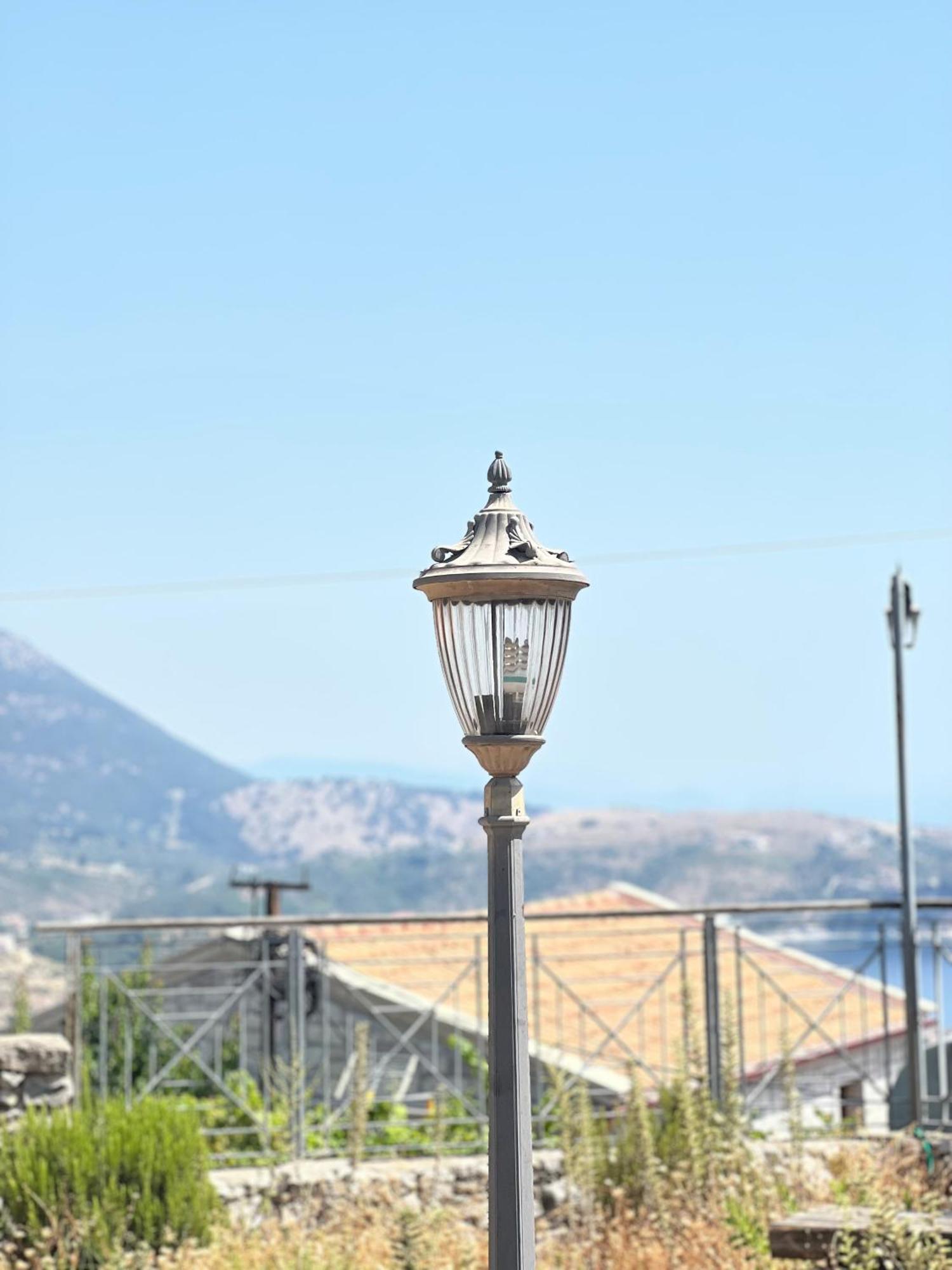 Annapolis Hotel Himare Exterior photo